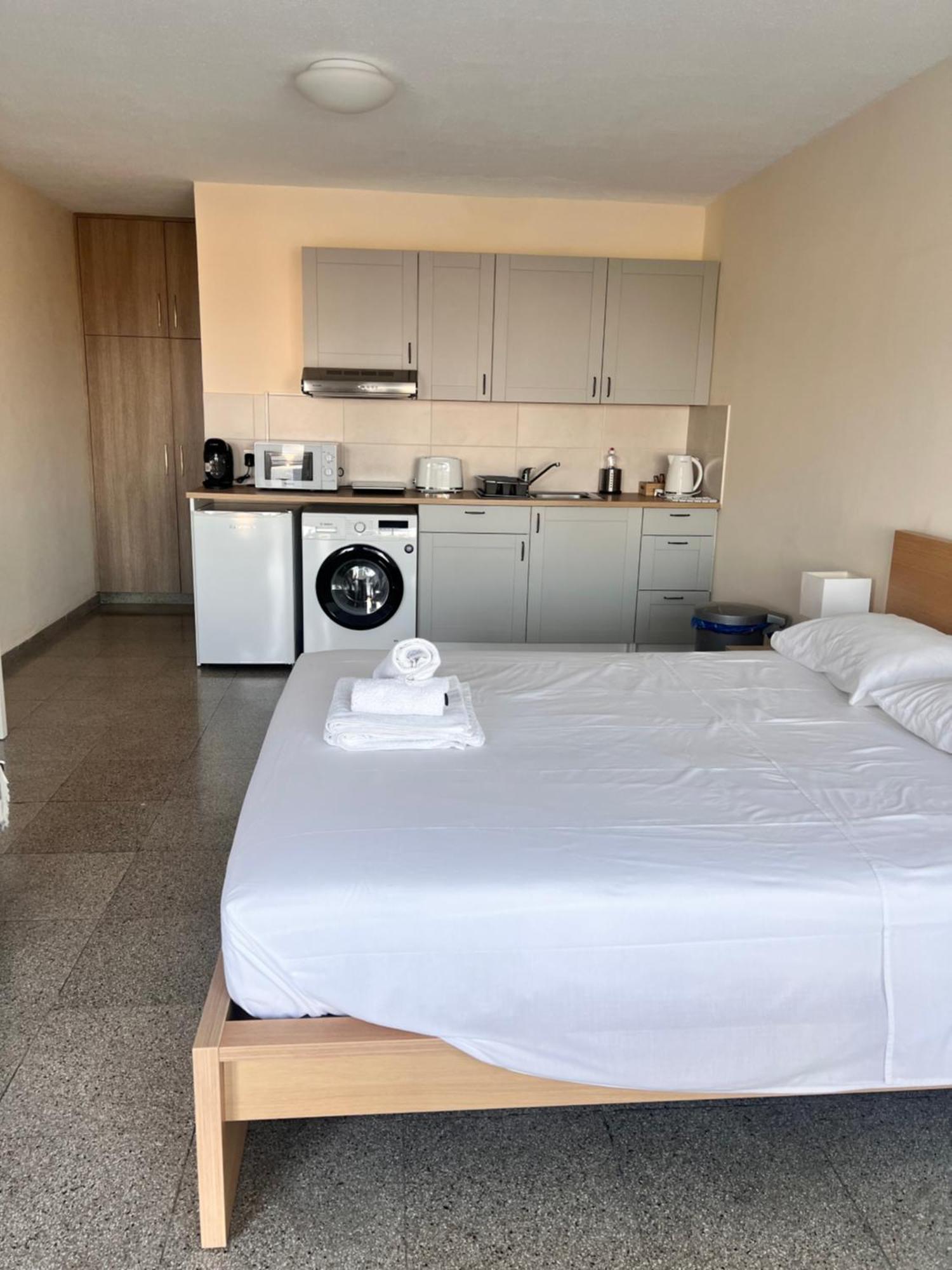Pissouri Image Apartment Exterior foto